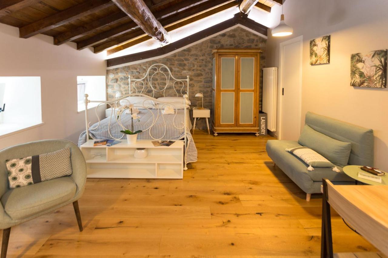 Mimma'S Apartment Pontremoli Exterior photo