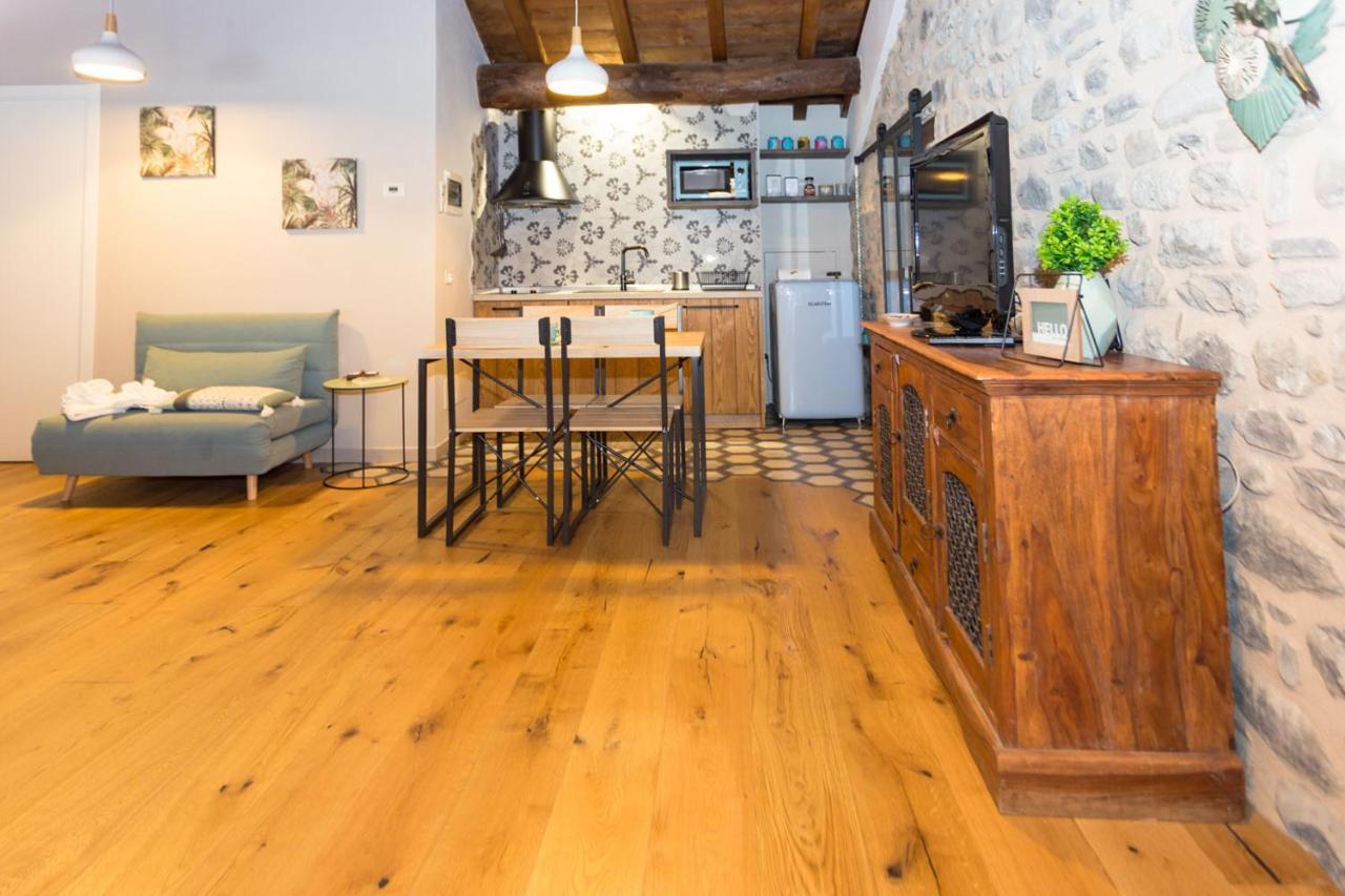 Mimma'S Apartment Pontremoli Exterior photo
