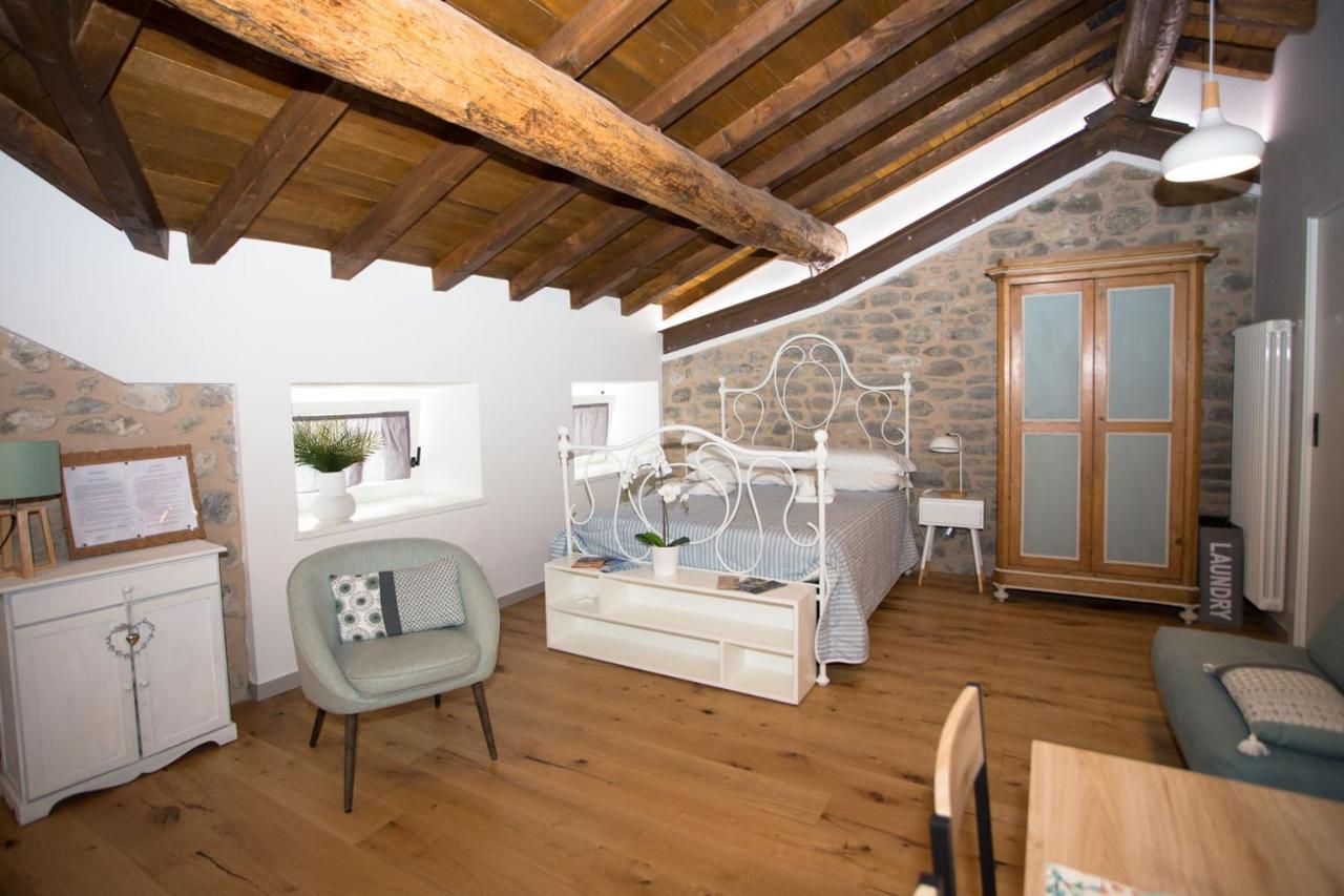 Mimma'S Apartment Pontremoli Exterior photo